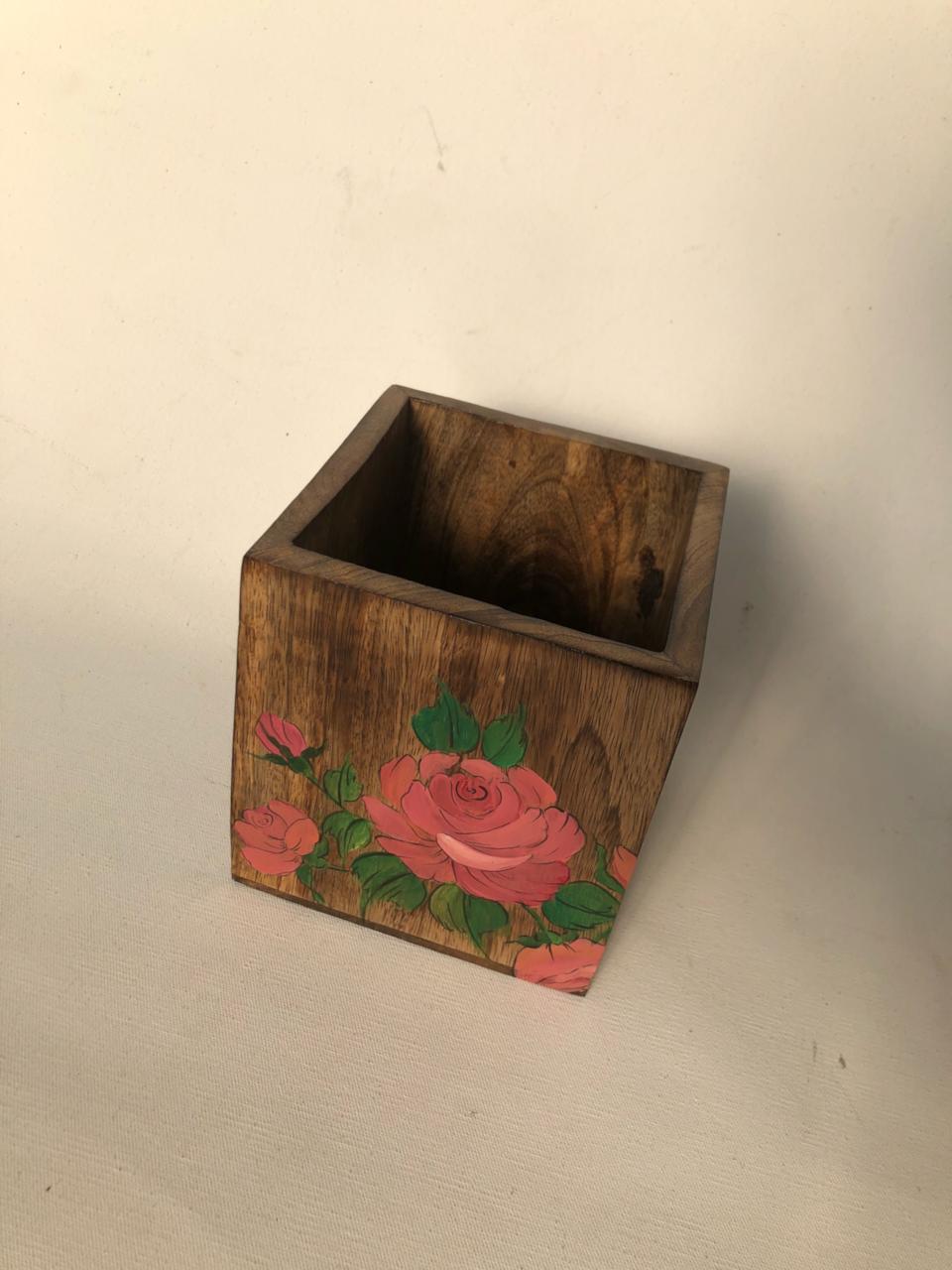 Rose Spoon Stand 6" x6"