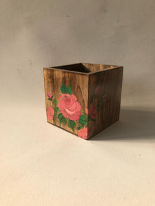 Rose Spoon Stand 6" x6"