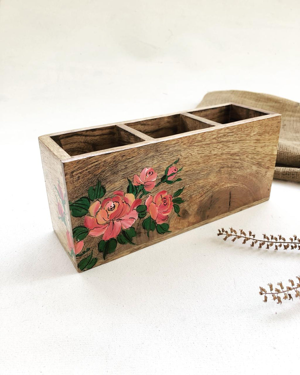 3 Sectional Rose spoon stand – thewoodpeckerstore.in