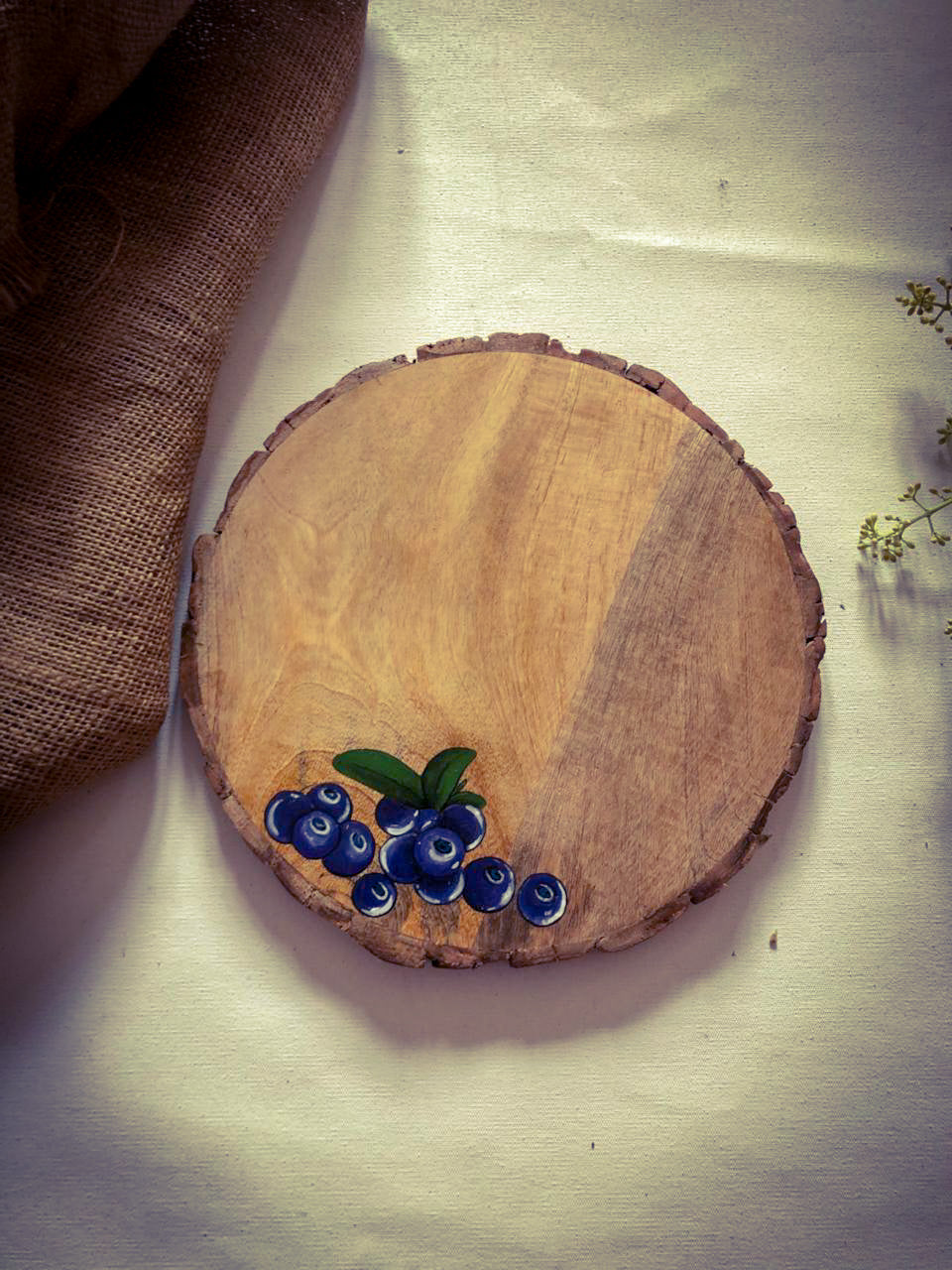 10" Blueberry Bark platter with Cloche