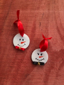 Frosty mini ornament